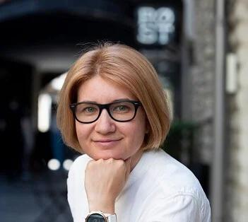 Portrait of Олена Йосифова