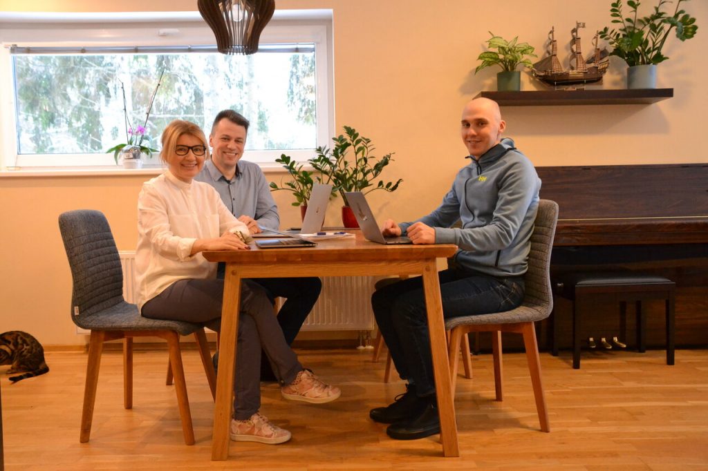 Ender Turing's management team work efficiently in Estonia's startup ecosystem with e-Residency