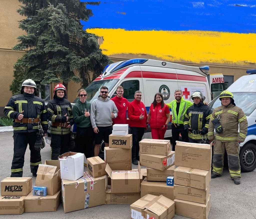 Nonprofit in Estonia MTÜ Refuge was able to buy new ambulances and deliver them to their Ukrainian partners