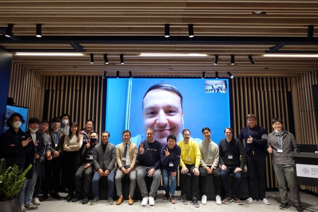 Photo of e-residents gathering at the Business Hub in Seoul in February